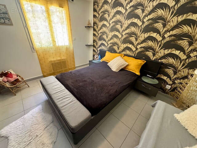 Maison à ESPONDEILHAN