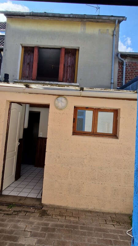 Maison à GRANDVILLIERS