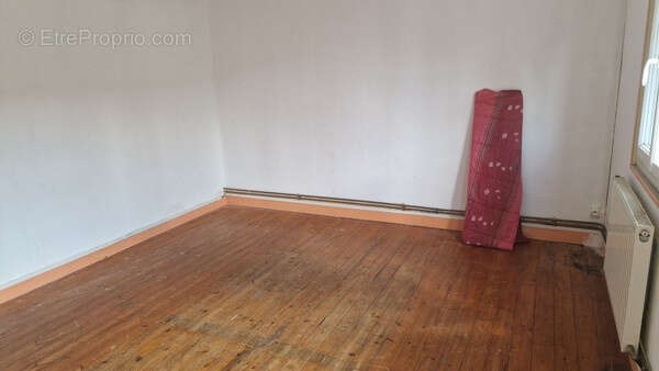 Maison à GRANDVILLIERS