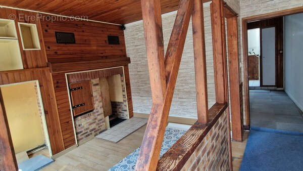 Maison à GRANDVILLIERS