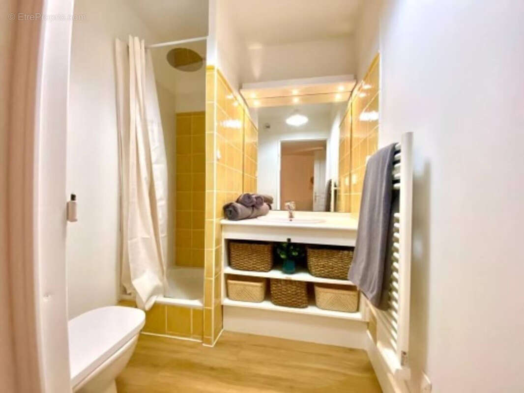 Appartement à MARSEILLE-8E