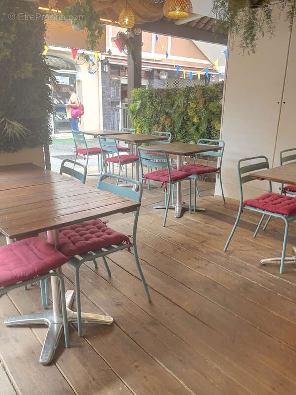 Commerce à LA SEYNE-SUR-MER