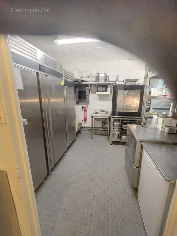 Commerce à LA SEYNE-SUR-MER