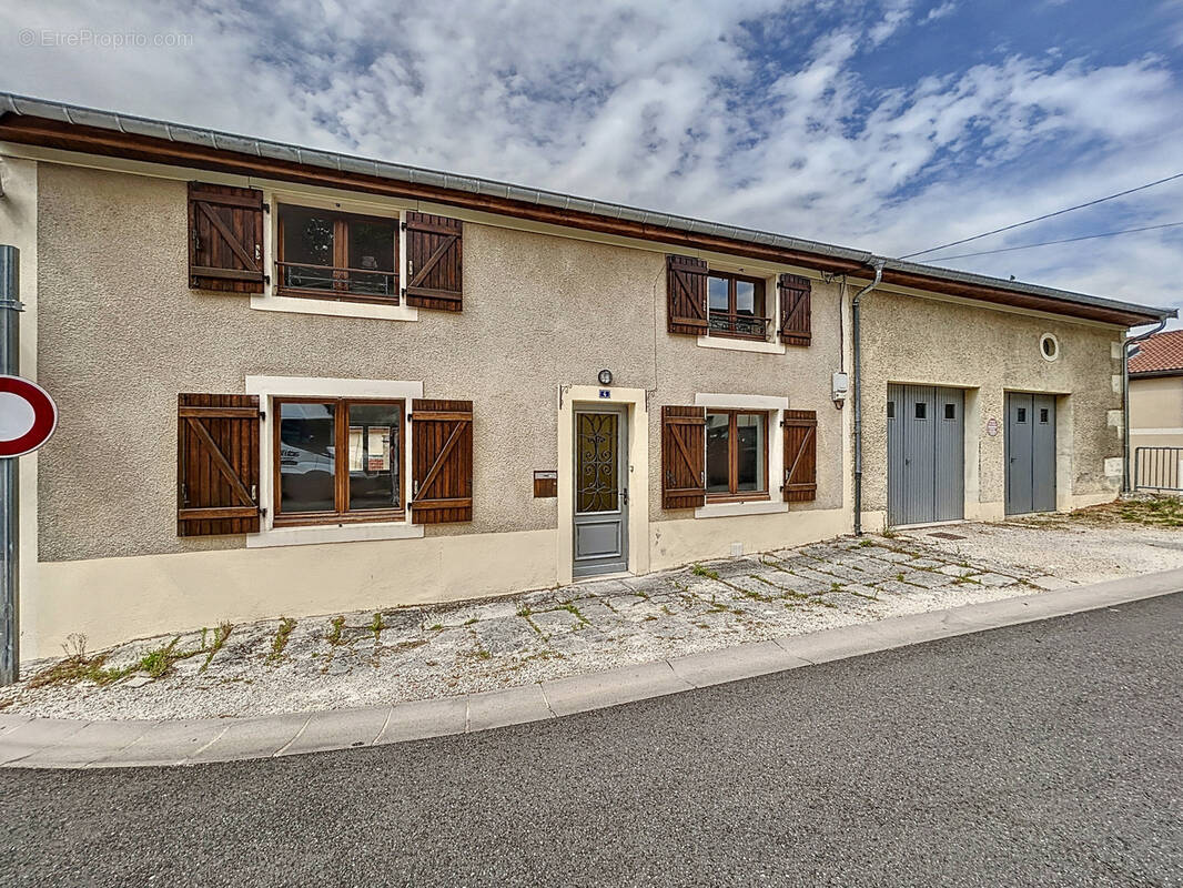 Maison à LEROUVILLE