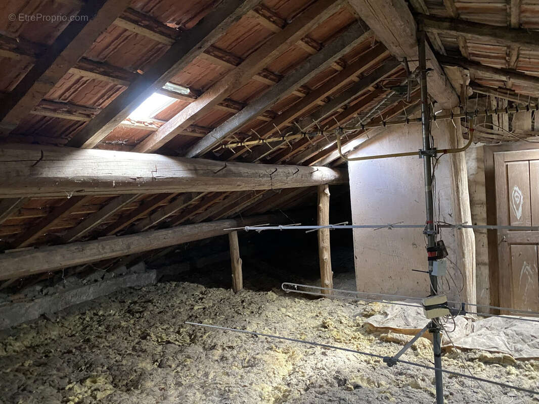 Maison à CONDE-NORTHEN