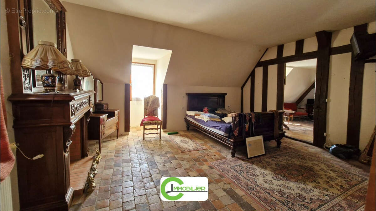 Maison à MONTMIRAIL