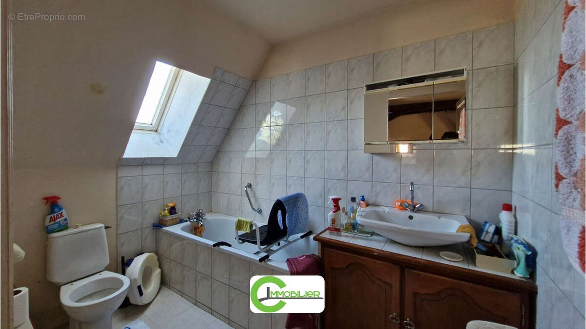 Maison à MONTMIRAIL