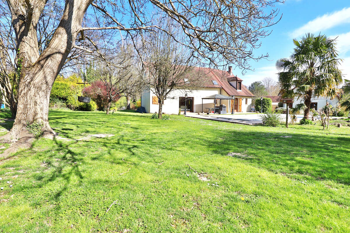 Maison à SAINT-THIBAULT