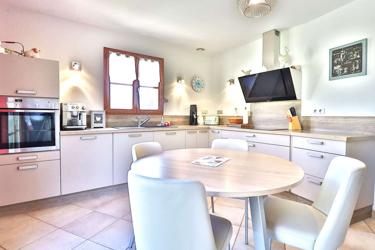 Maison à SAINT-THIBAULT