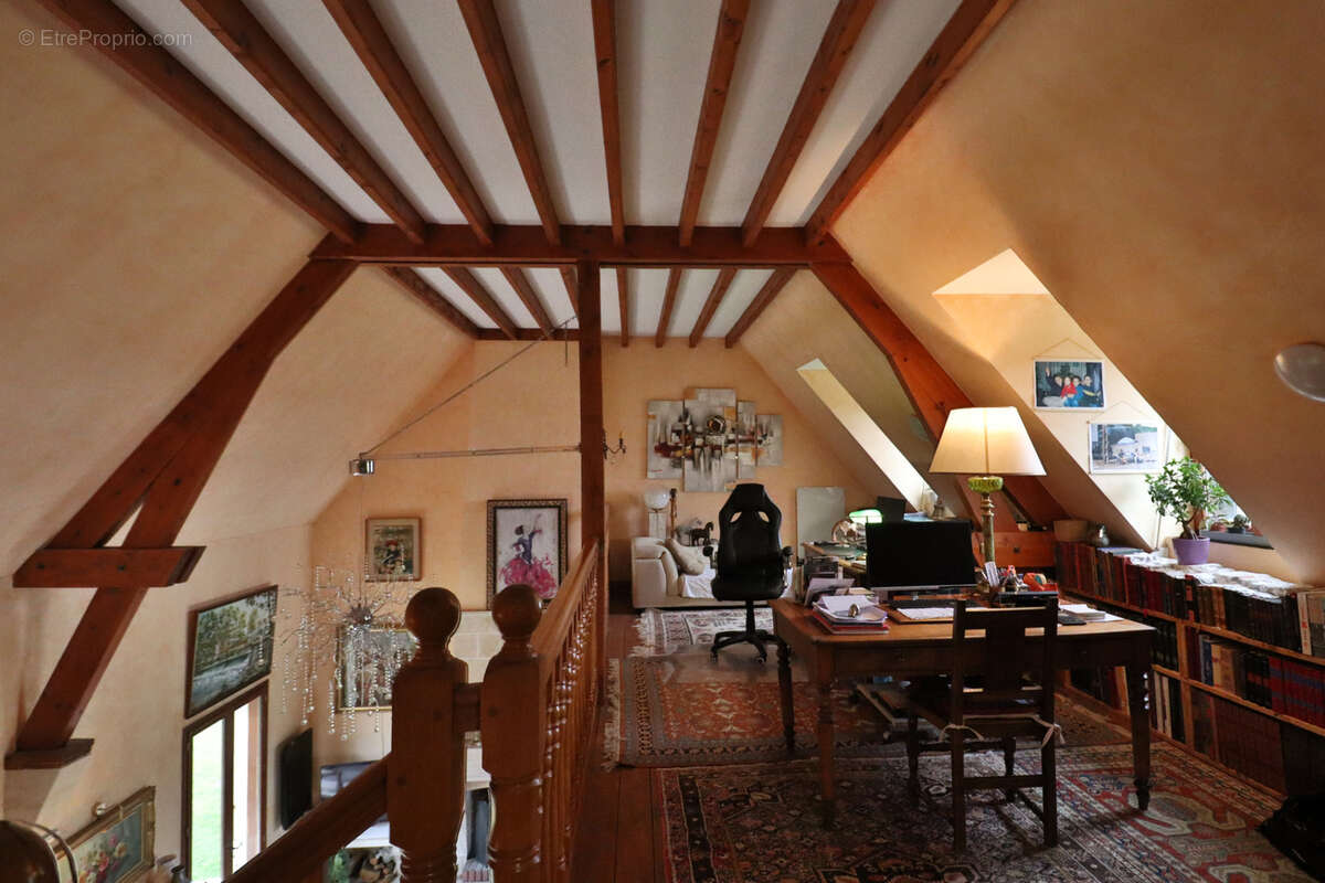 Maison à SAINTE-SAVINE