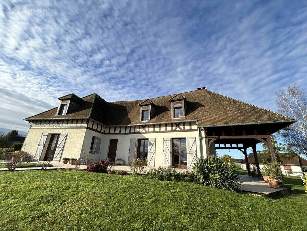 Maison à SAINTE-SAVINE