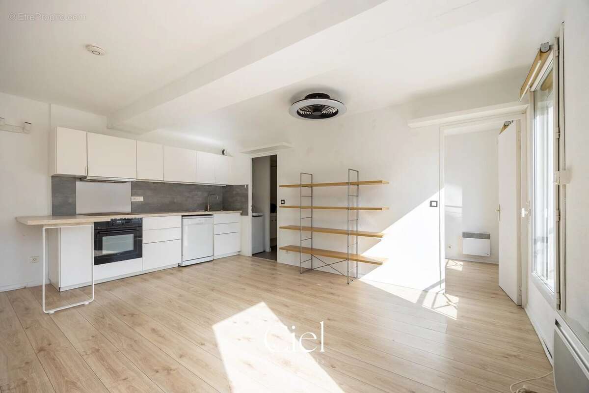 Appartement à MARSEILLE-7E