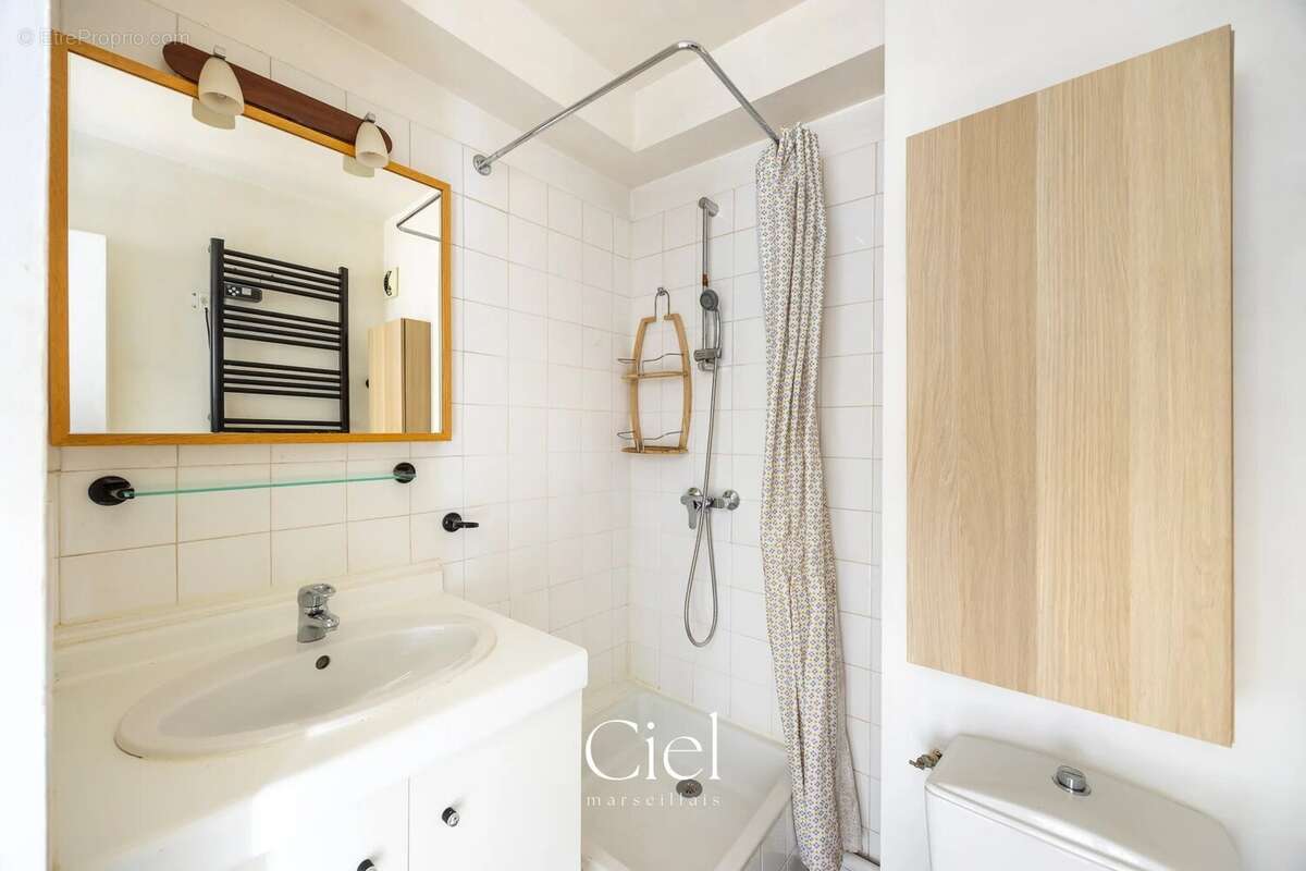 Appartement à MARSEILLE-7E