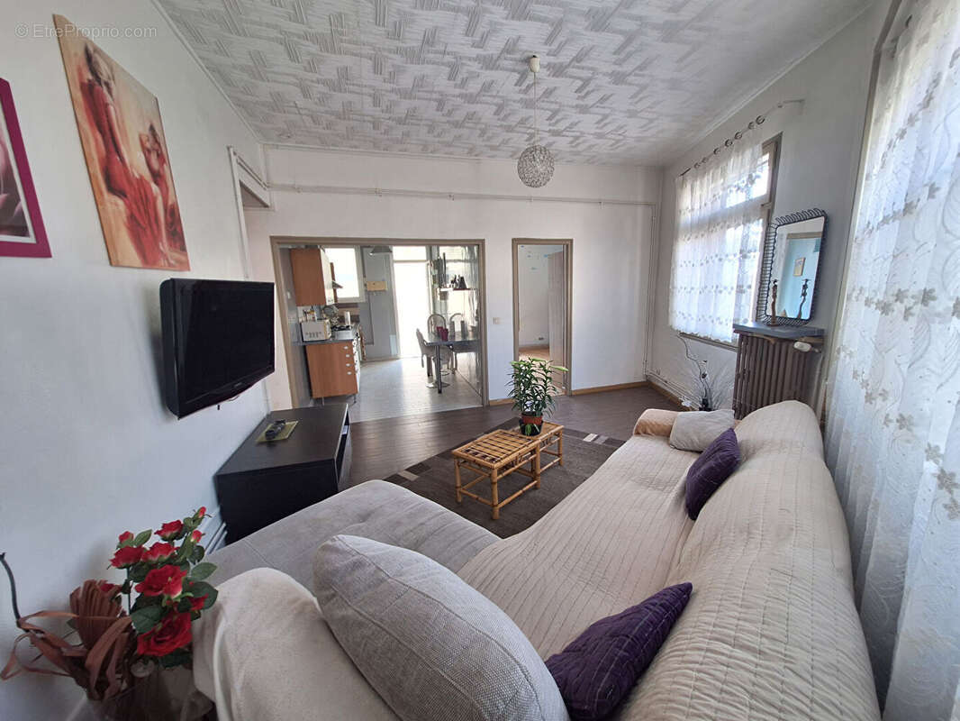 Appartement à VITRY-SUR-SEINE