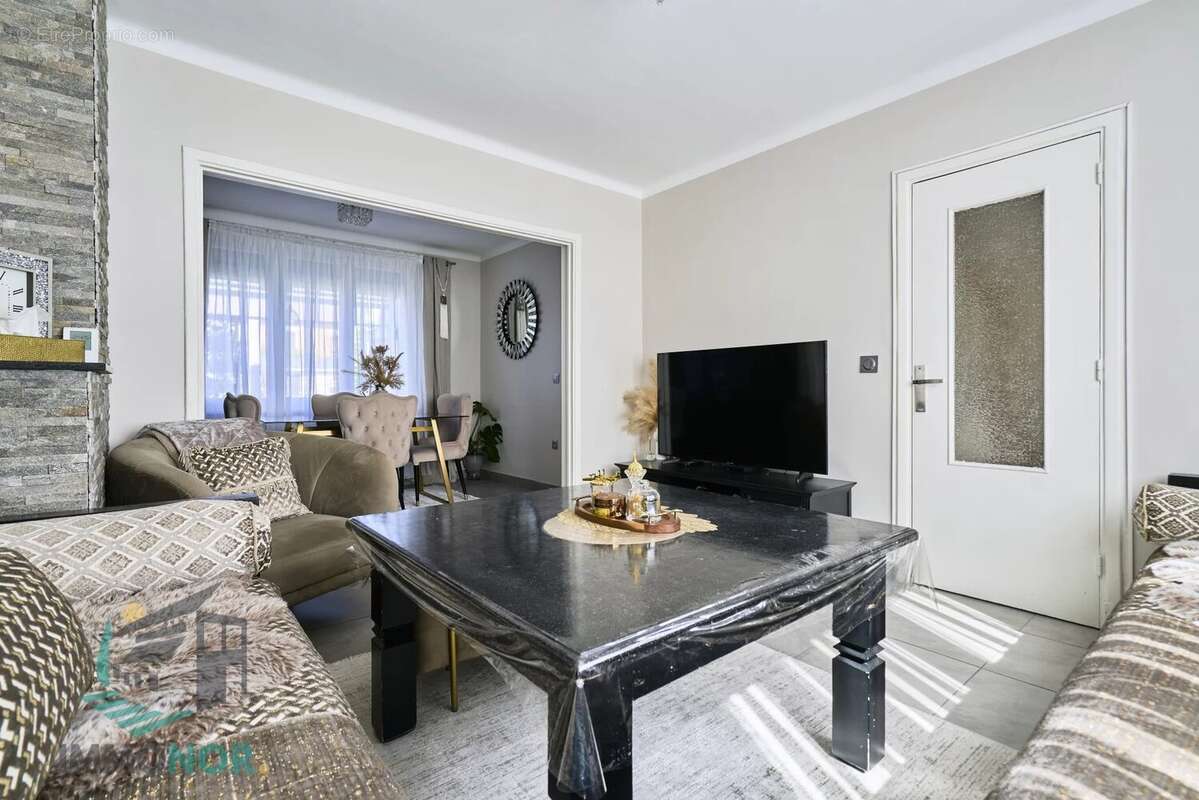 Maison à FACHES-THUMESNIL