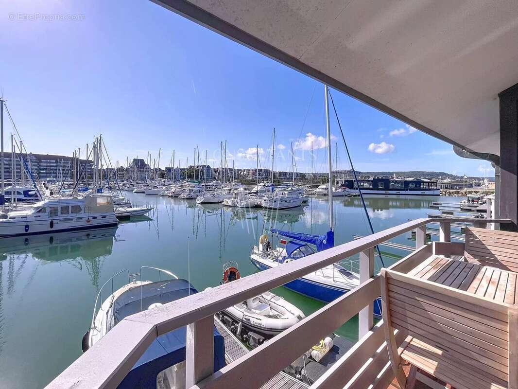 Appartement à DEAUVILLE