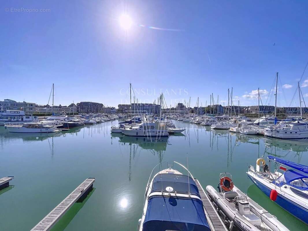 Appartement à DEAUVILLE