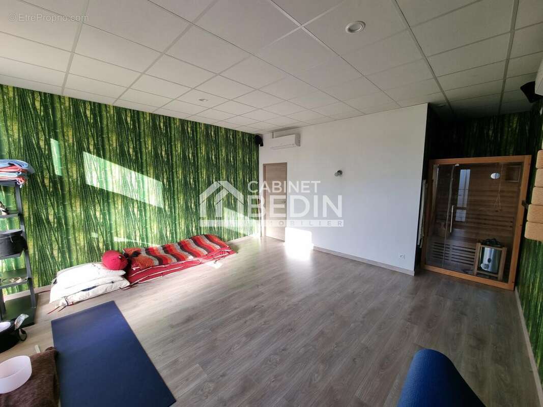 Commerce à ANDERNOS-LES-BAINS