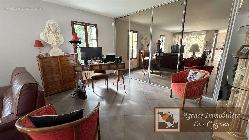 Appartement à BOIS-LE-ROI