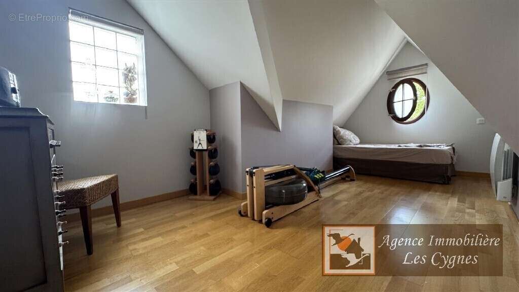 Appartement à BOIS-LE-ROI