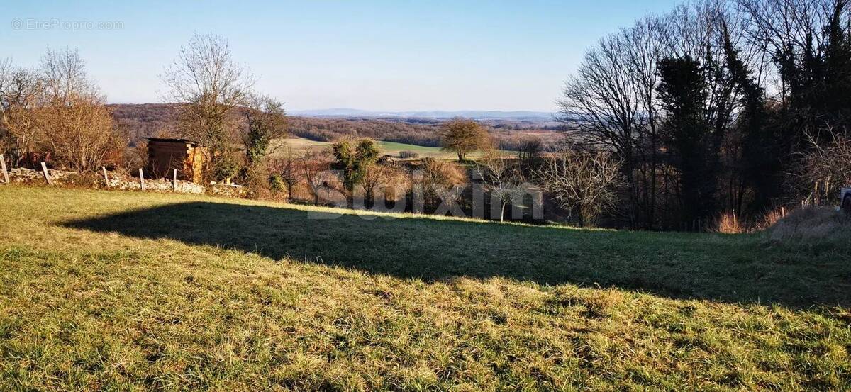 Terrain à LE MOUTHEROT