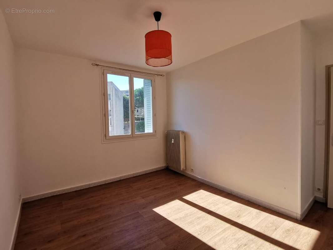   - Appartement à AUBENAS