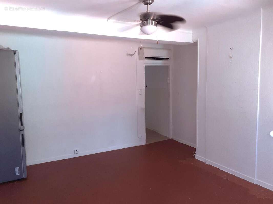   - Appartement à DRAGUIGNAN