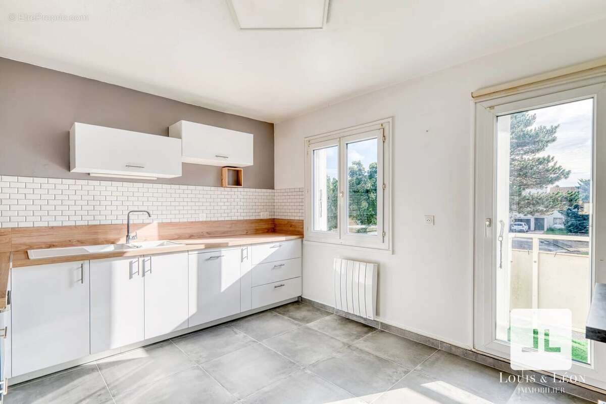 Maison à SAINT-DIDIER-SUR-CHALARONNE