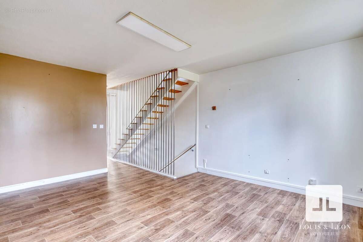 Maison à SAINT-DIDIER-SUR-CHALARONNE