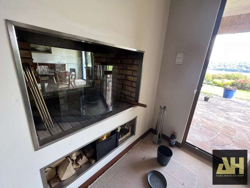 Maison à LE RELECQ-KERHUON