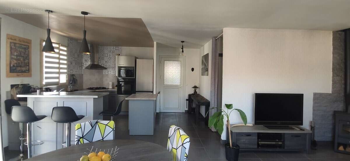 Maison à VILLENEUVE-DE-LA-RAHO