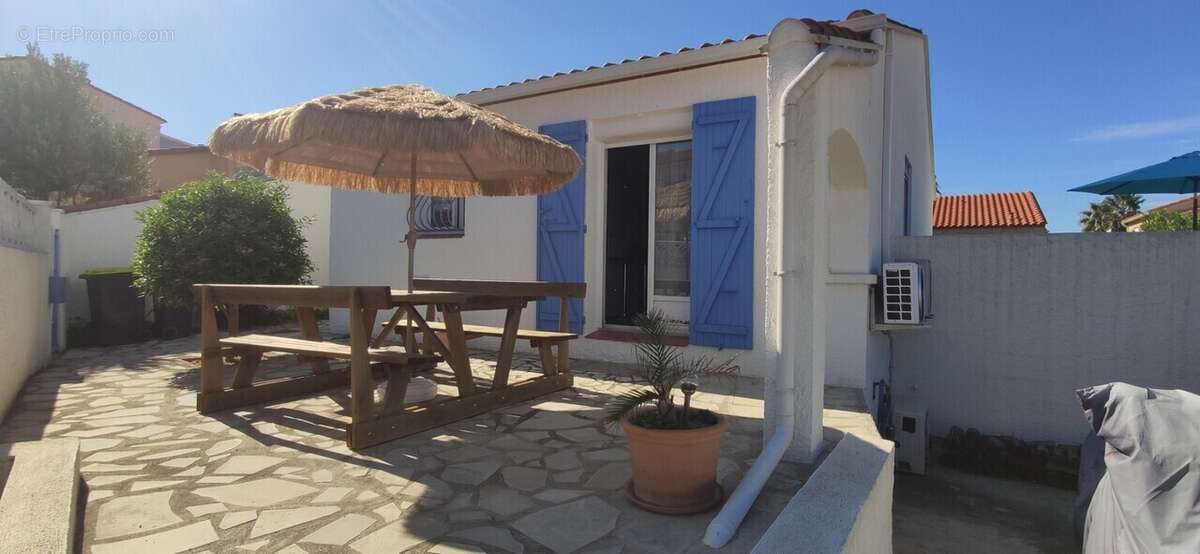 Maison à VILLENEUVE-DE-LA-RAHO