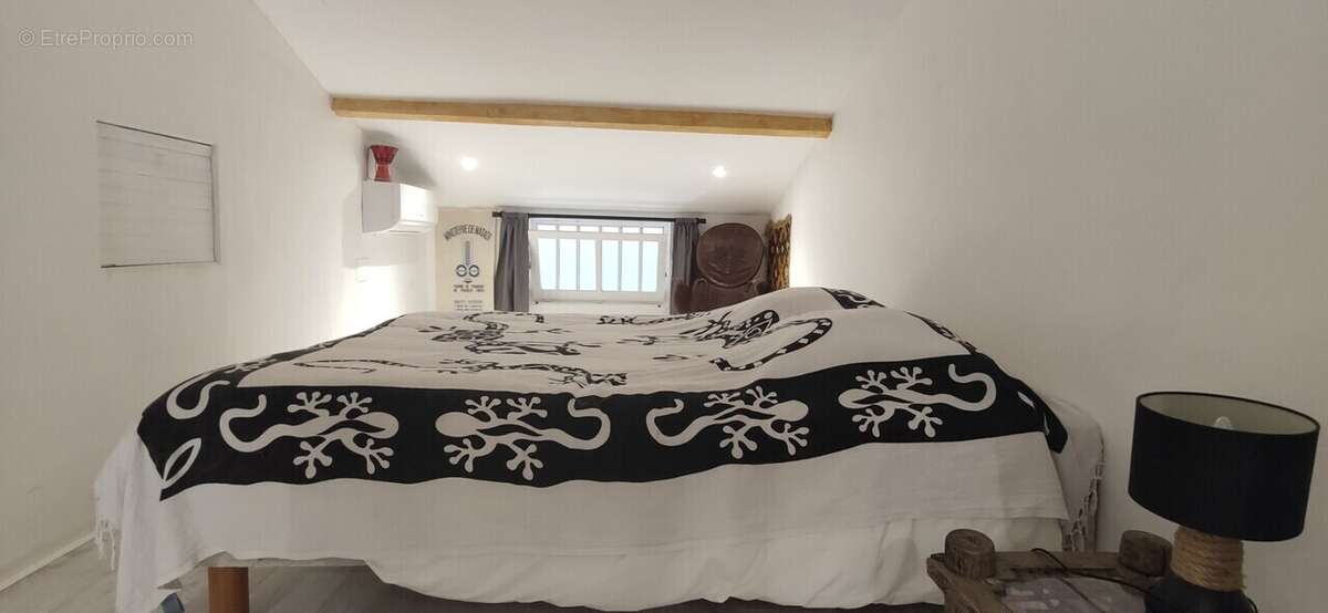 Maison à VILLENEUVE-DE-LA-RAHO