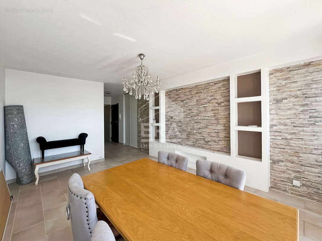 Appartement à VITROLLES