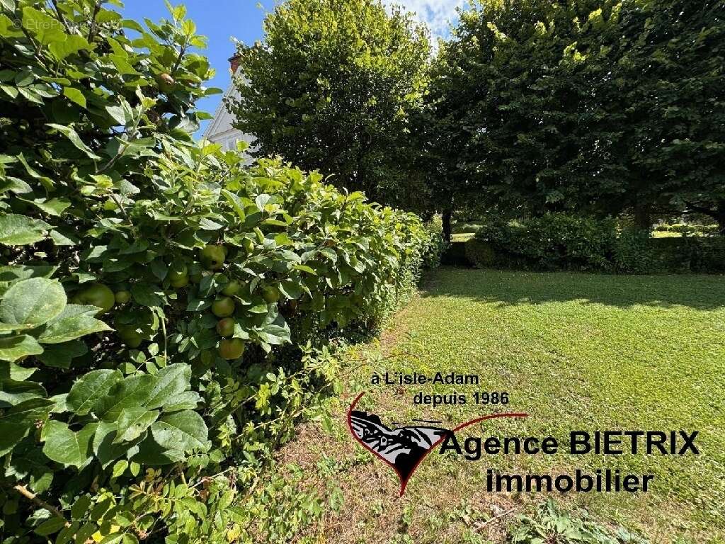 Maison à NESLES-LA-VALLEE