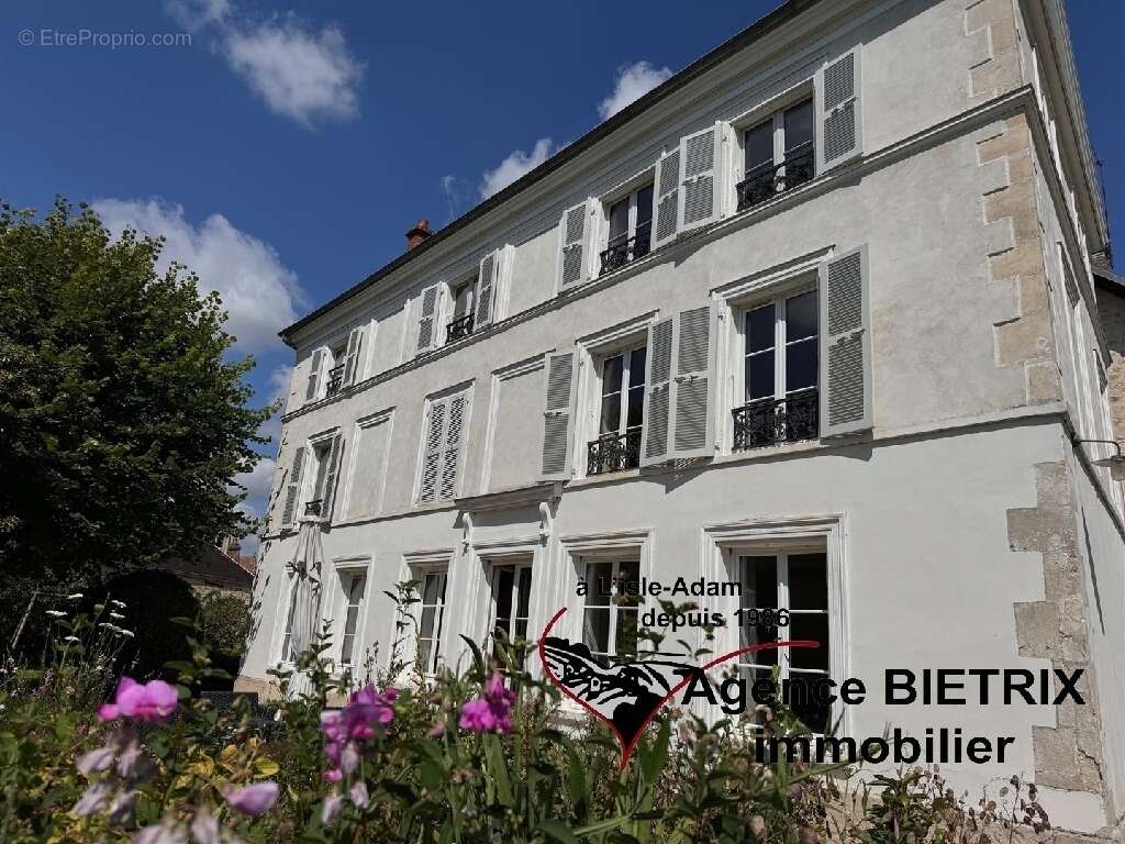 Maison à NESLES-LA-VALLEE