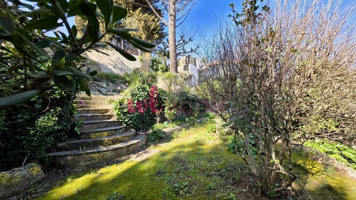 Maison à MARSEILLE-13E