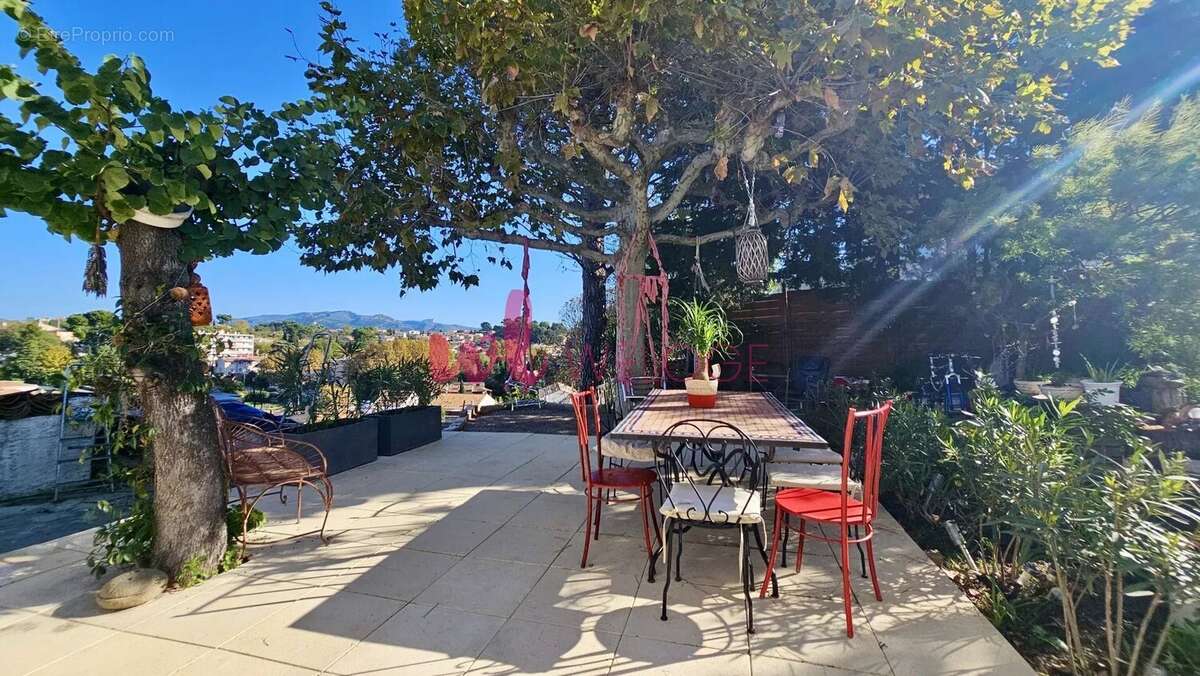 Maison à MARSEILLE-13E