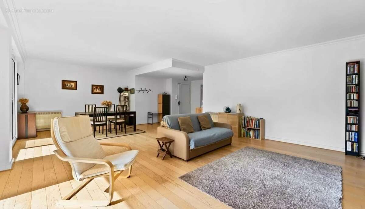 Appartement à GARCHES