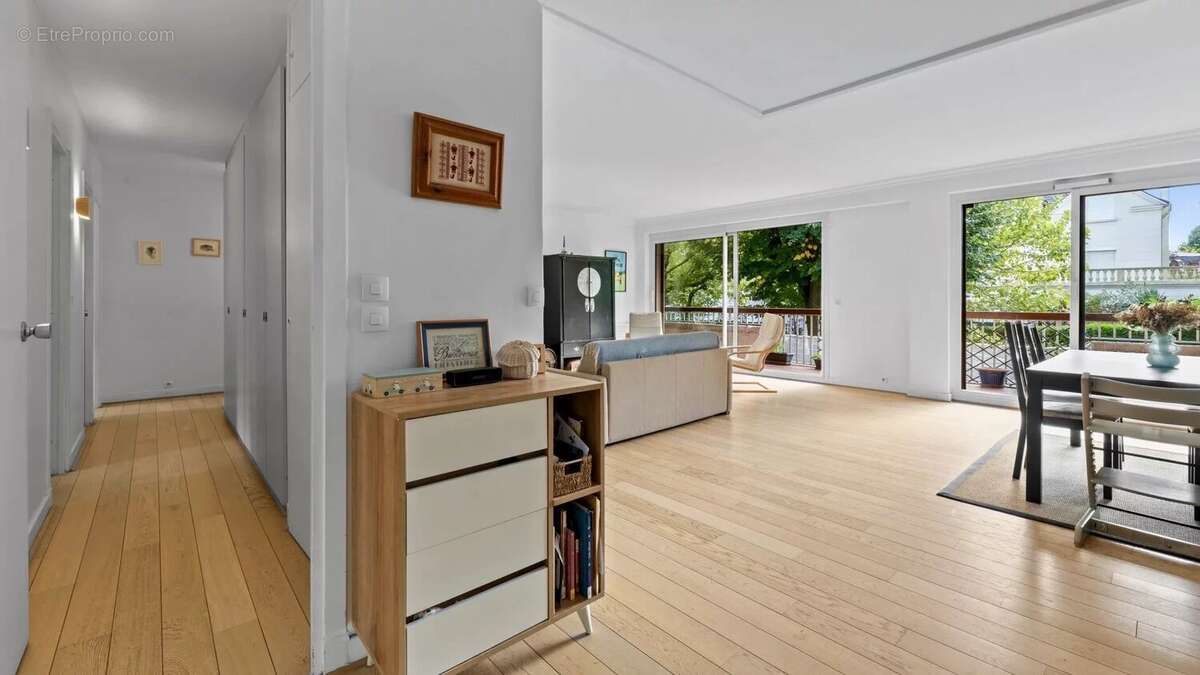 Appartement à GARCHES