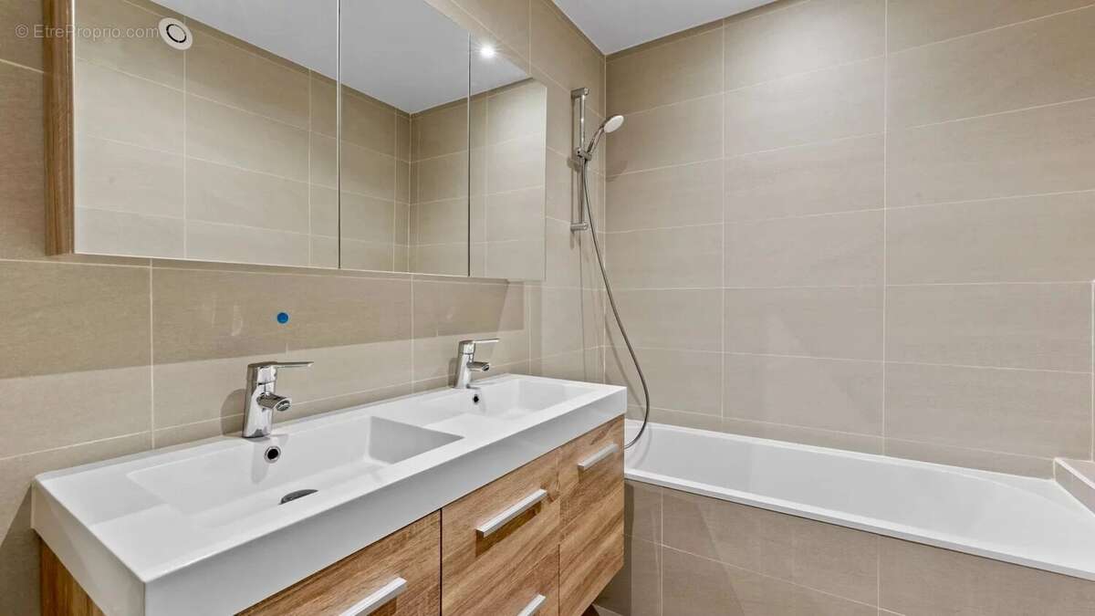 Appartement à GARCHES