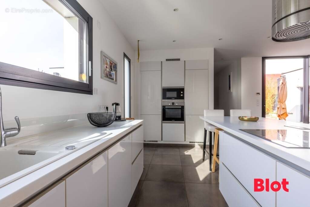 Maison à LA MEZIERE