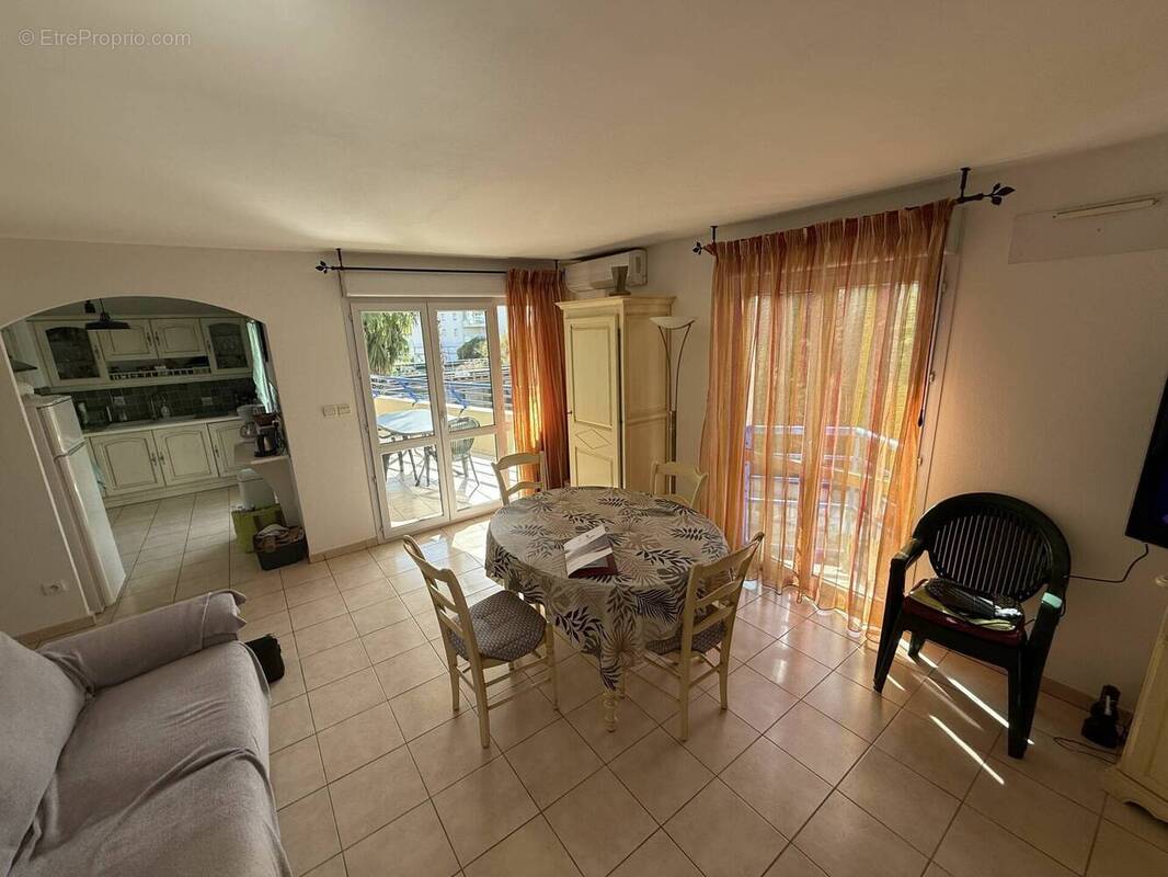Appartement à FREJUS