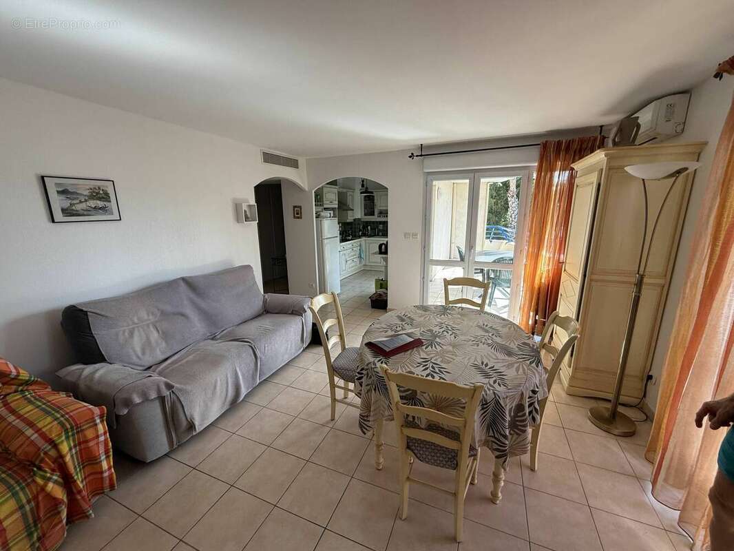 Appartement à FREJUS