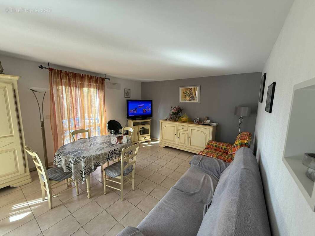 Appartement à FREJUS