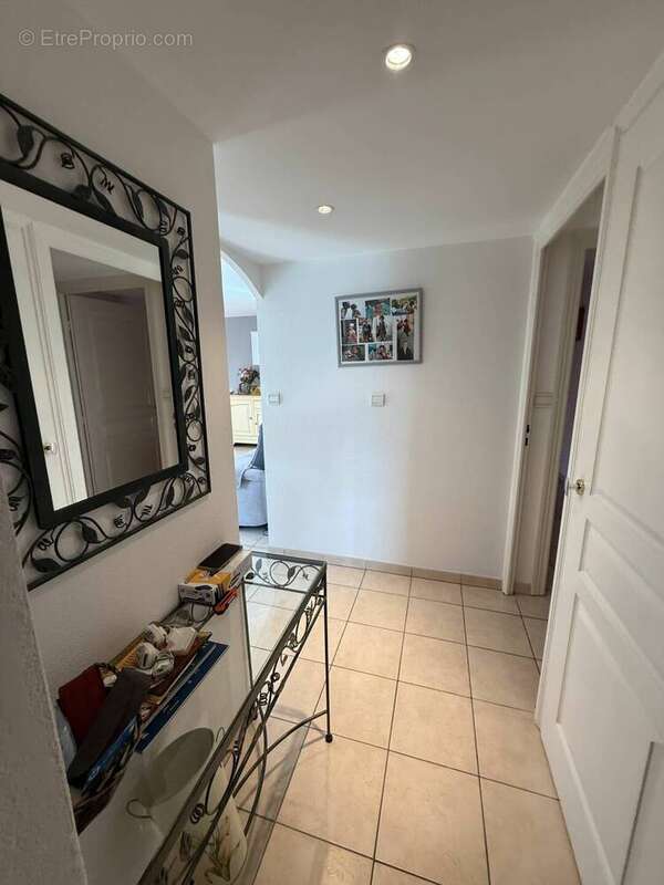 Appartement à FREJUS