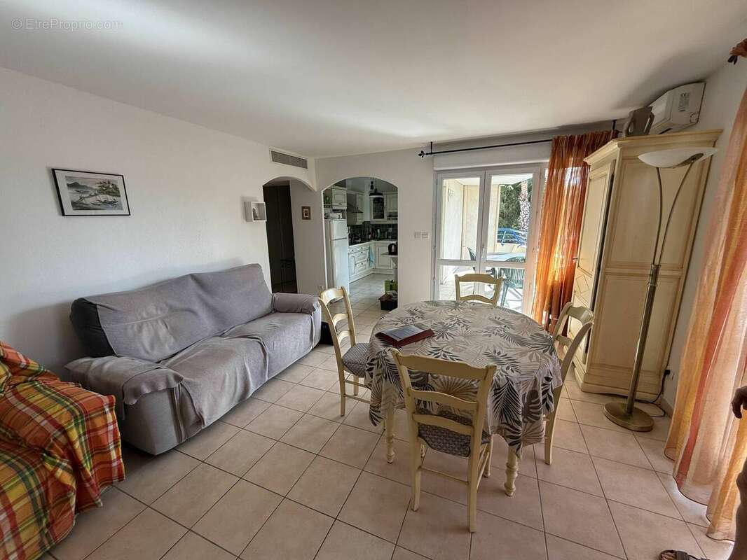 Appartement à FREJUS