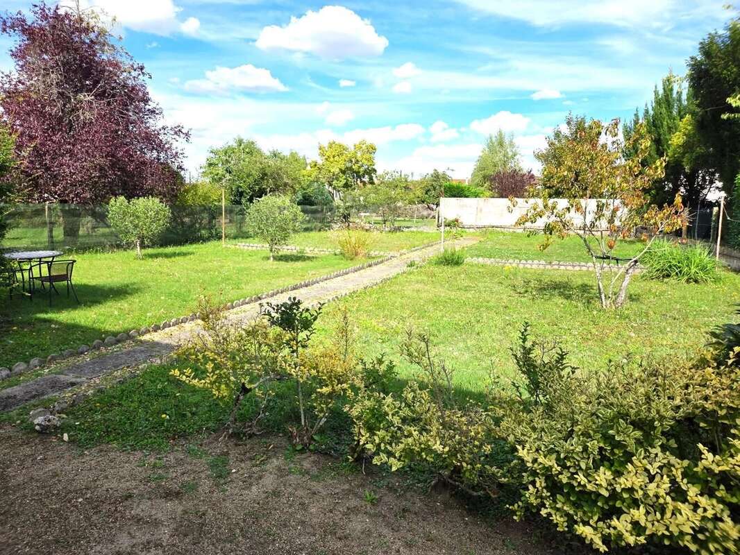 Maison à MEUNG-SUR-LOIRE