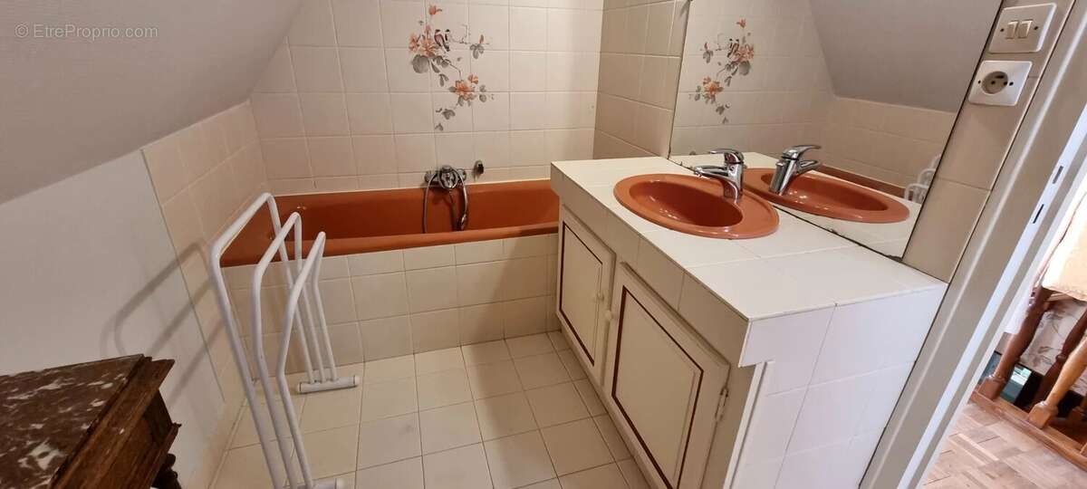 Maison à LAMONZIE-SAINT-MARTIN