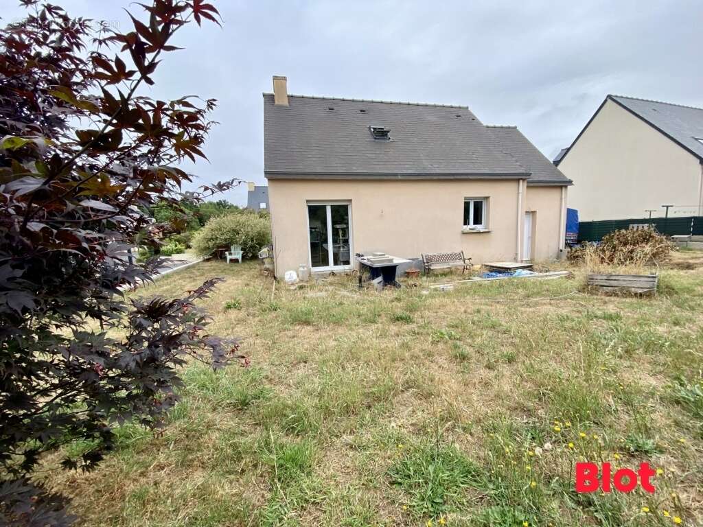 Maison à SAINT-MEEN-LE-GRAND